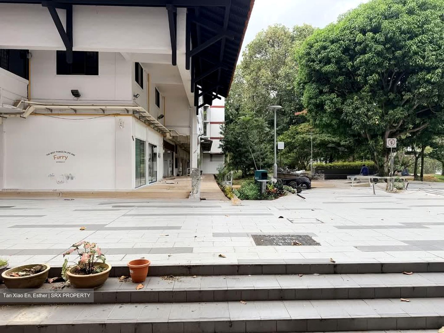 Bedok Reservoir Road (D16), Shop House #533145771